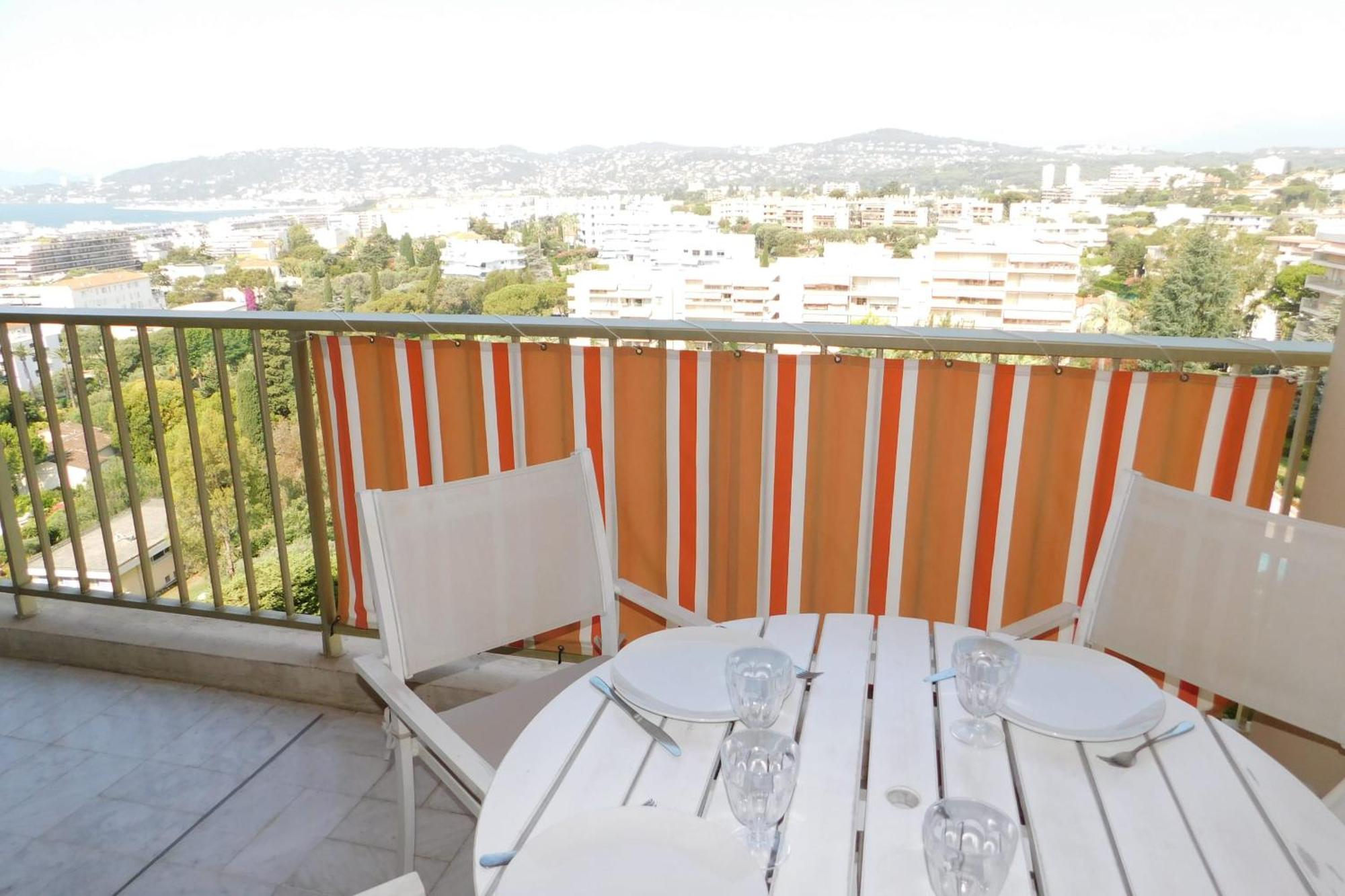 Апартаменти Charming T2 Eden Park With Swimming Pool Private Parking Жюан-ле-Пен Екстер'єр фото