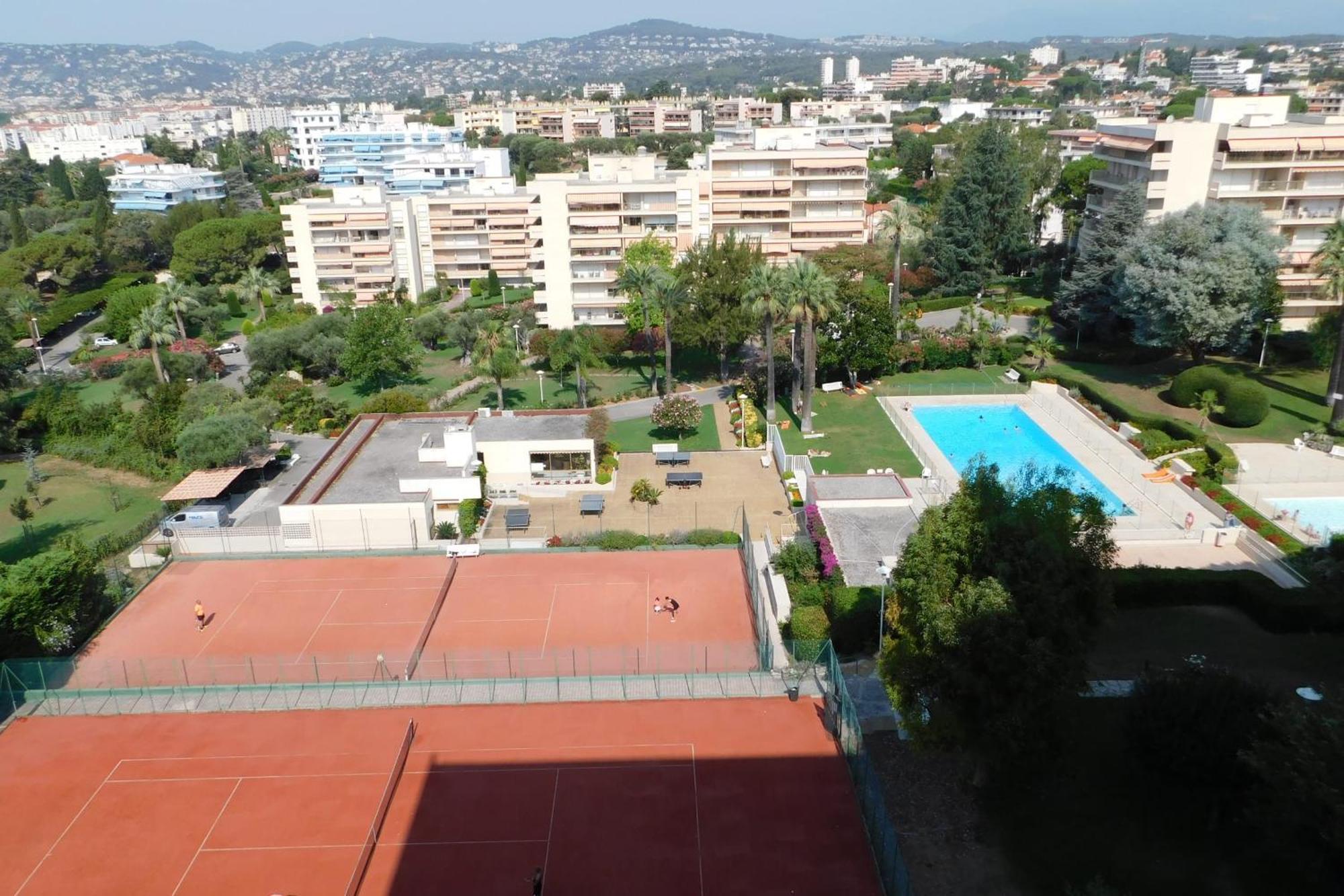 Апартаменти Charming T2 Eden Park With Swimming Pool Private Parking Жюан-ле-Пен Екстер'єр фото